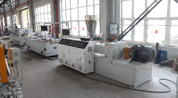 Линия по производству панелей ПВХ