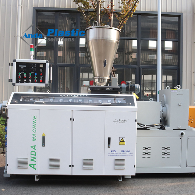 Экструдерная линия для производства потолочных стеновых панелей из ПВХ