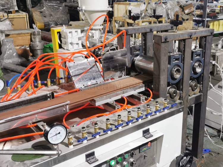 Машина для настилы WPC, машины для производства WPC, Machine WPC Profile, экструзионная машина WPC, машина для изготовления настила WPC