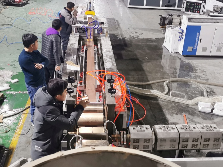 Линия WPC, Линия экструзии профиля WPC, Машина для экструзии профиля 