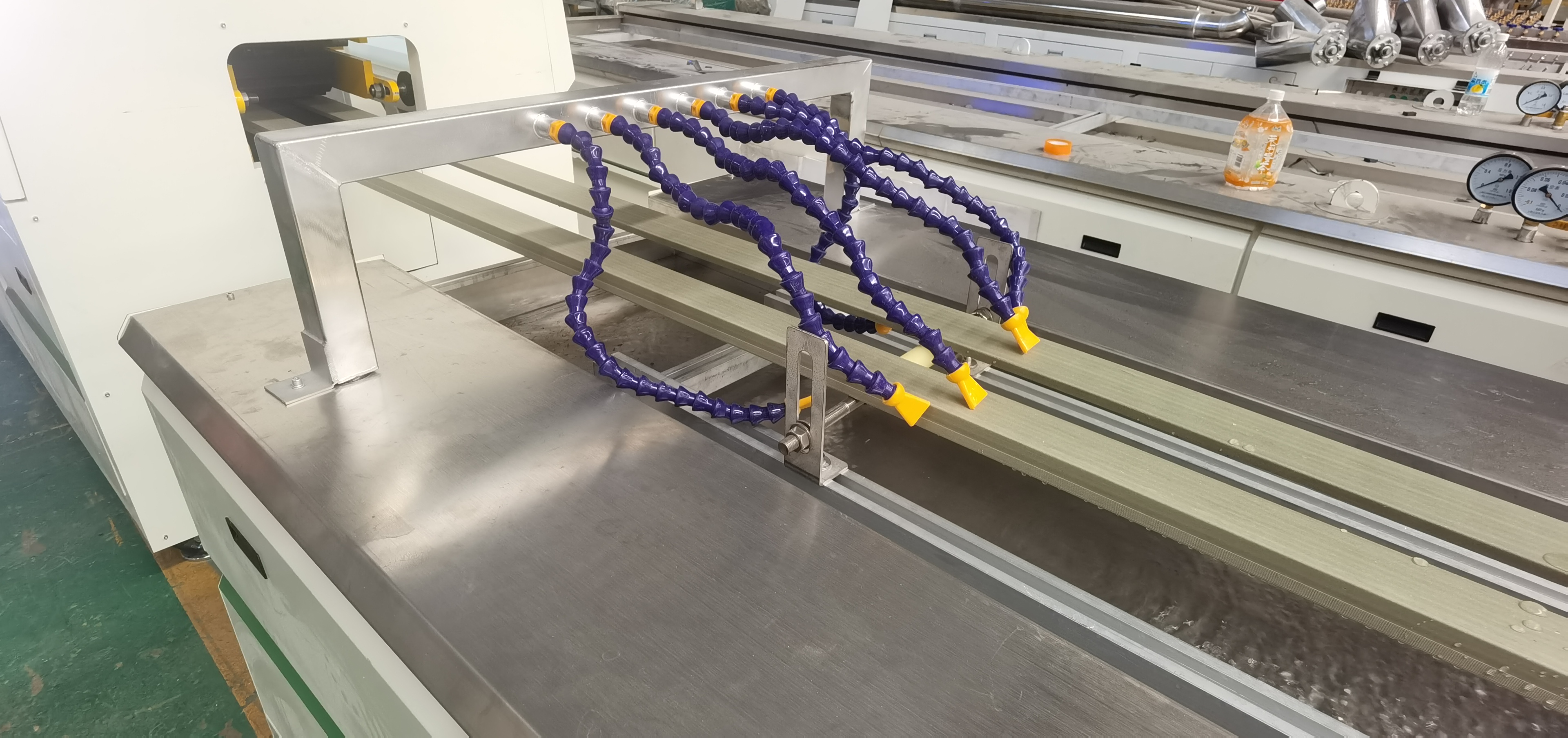  Производственная линия дверной рамы WPC