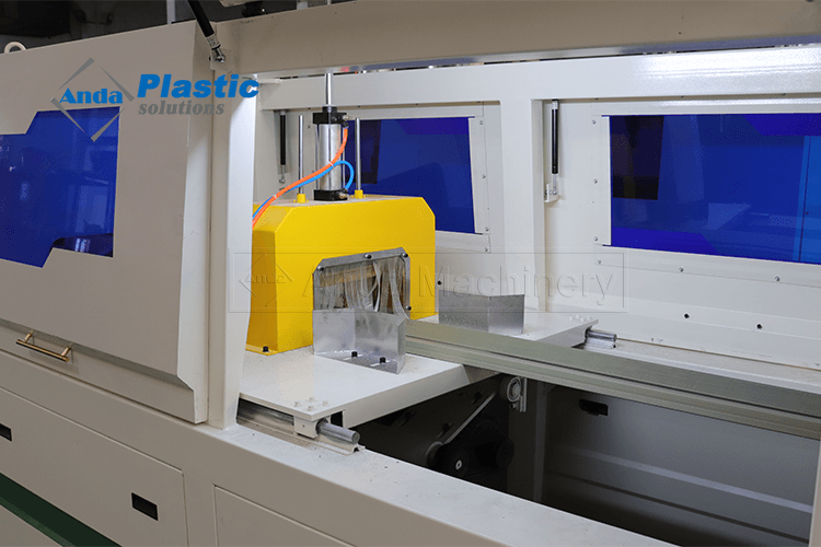 Производители машины для машины WPC WPC Make Machine Machine WPC Door Rame Production Line
